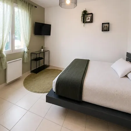 Le Clos Du - Maison Avec Piscine