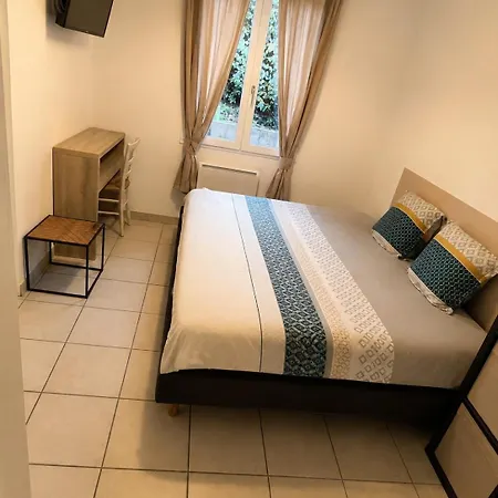 Le Clos Du - Maison Avec Piscine Сasa de vacaciones *